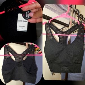 Seamless Lightly'Lined Racerback Sports Bra.